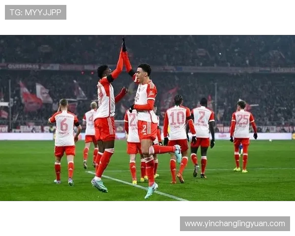 穆勒拜仁生涯第13个联赛冠军追平五大联赛历史纪录成就非凡